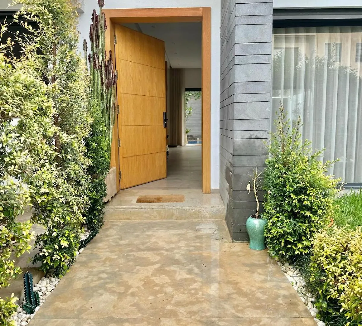 Moon House Apartment Fes 0*,